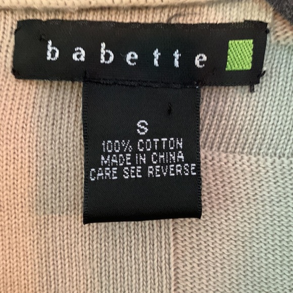 Women’s Babette cardigan. EUC. Tan. Size small. - Picture 3 of 5